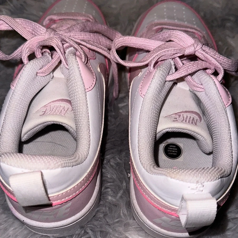 Nike Light Pink and White Low Top Sneakers - NWOT 5Y